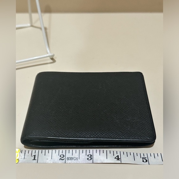 Louis Vuitton Tiaga XL Men’s Wallet - Picture 10 of 16